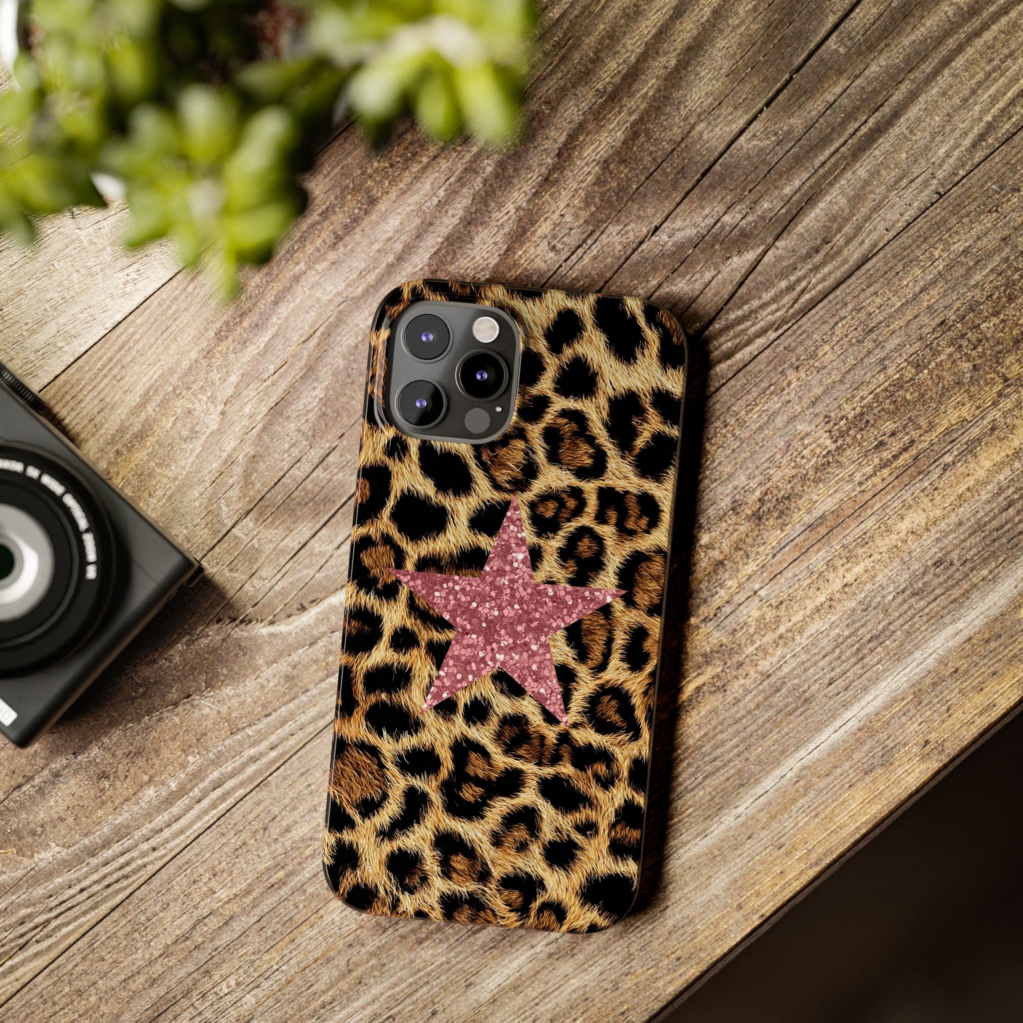 Leopard Print Slim Phone Case with Pink Glitter Star — Chic Animal Print Protective Cover