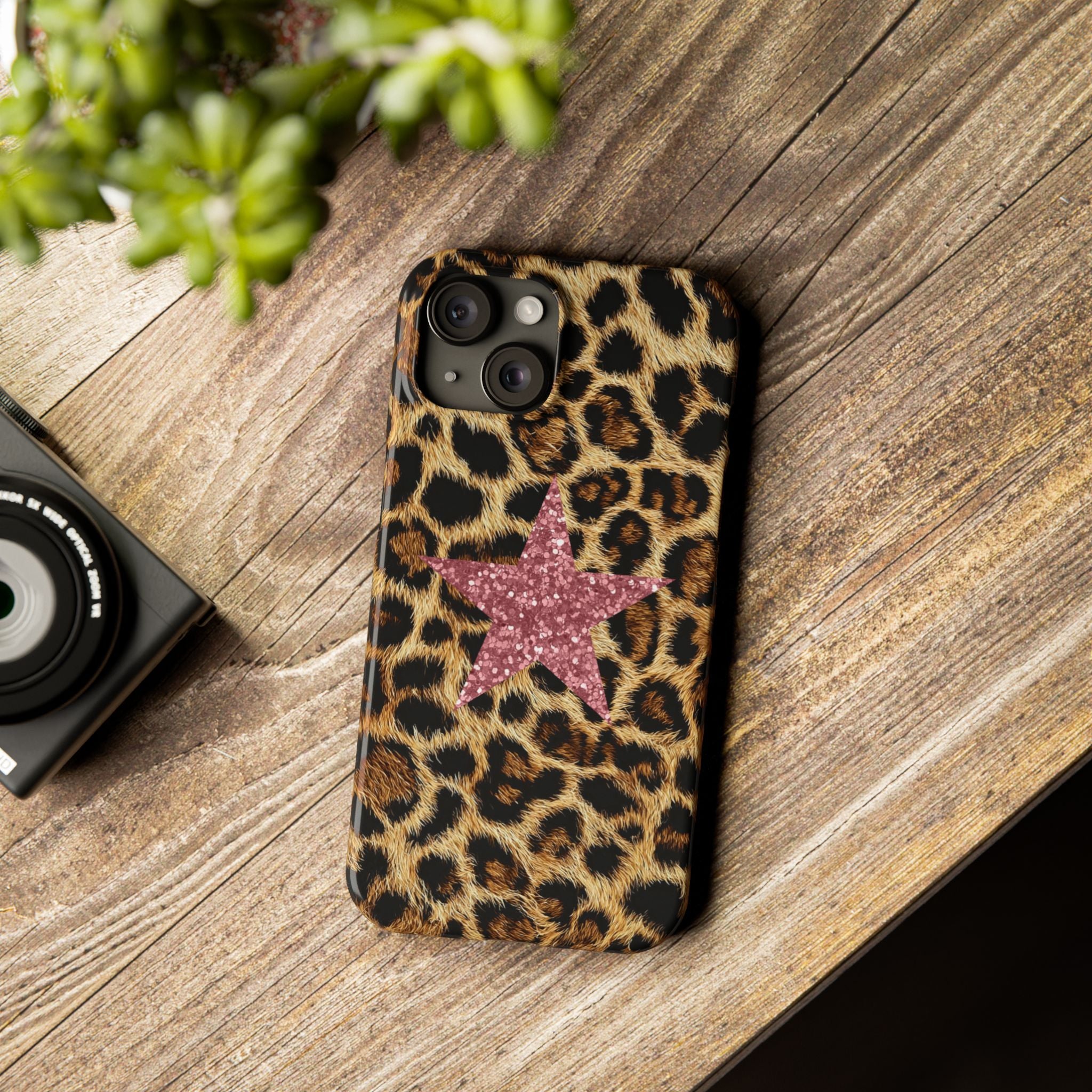 Leopard Print Slim Phone Case with Pink Glitter Star — Chic Animal Print Protective Cover