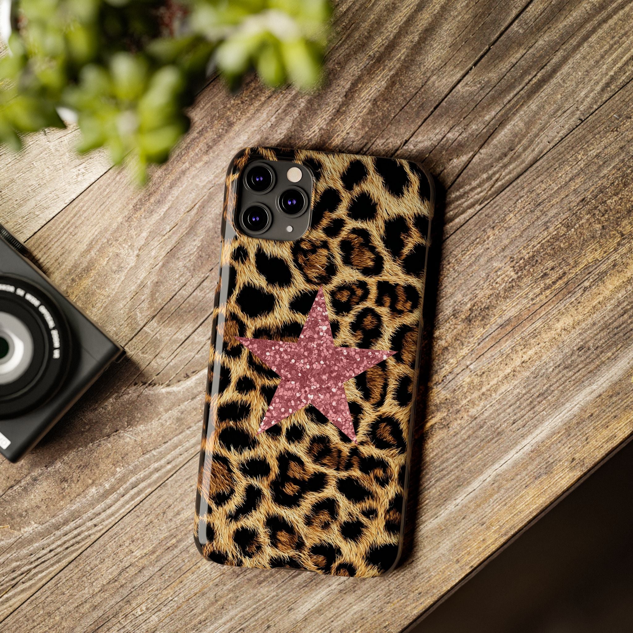 Leopard Print Slim Phone Case with Pink Glitter Star — Chic Animal Print Protective Cover