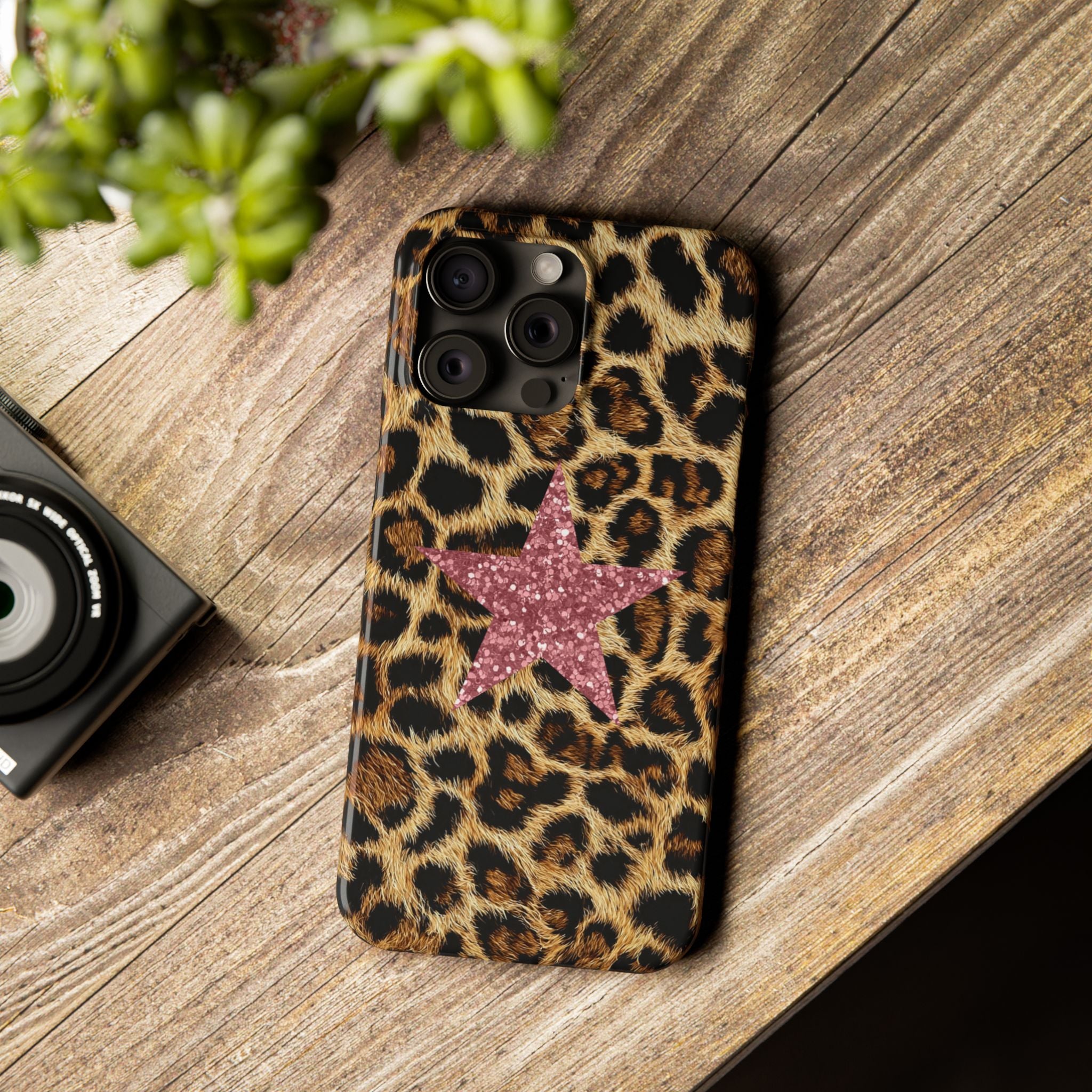 Leopard Print Slim Phone Case with Pink Glitter Star — Chic Animal Print Protective Cover