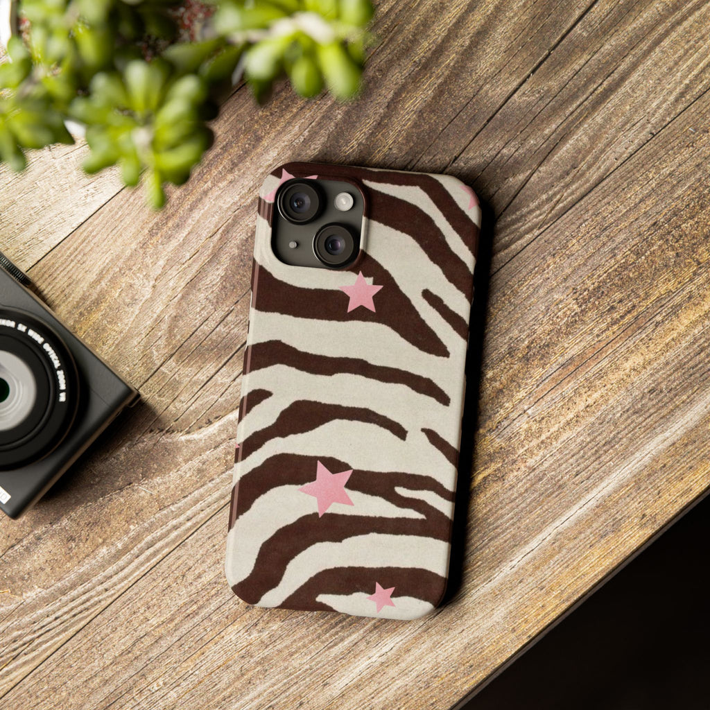 Zebra Stripe Slim Phone Case with Pink Stars – Trendy Animal Print Protector